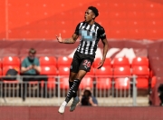 开云,开云电子-阿森纳后卫神勇救险，助球队成功保级，空间电影商品.的简单介绍